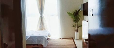 1 bedroom, iron/ironing board, free WiFi, bed sheets