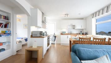 3 bedrooms, individually decorated, individually furnished, free WiFi