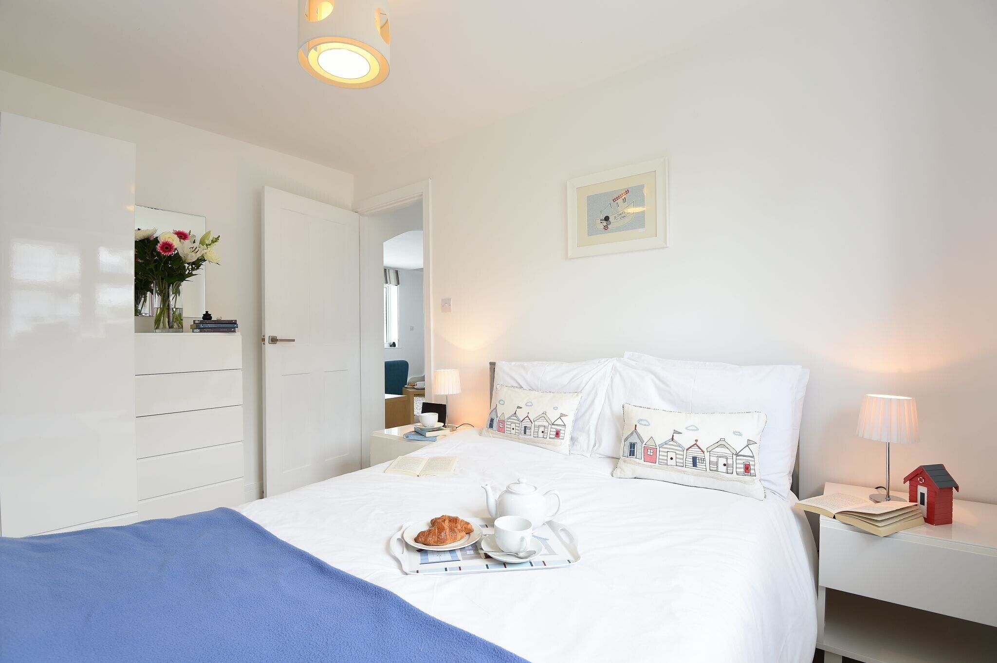 3 bedrooms, individually decorated, individually furnished, free WiFi