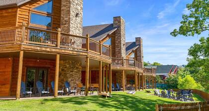 Unforgettable 10 Bedroom Lakefront Lodge