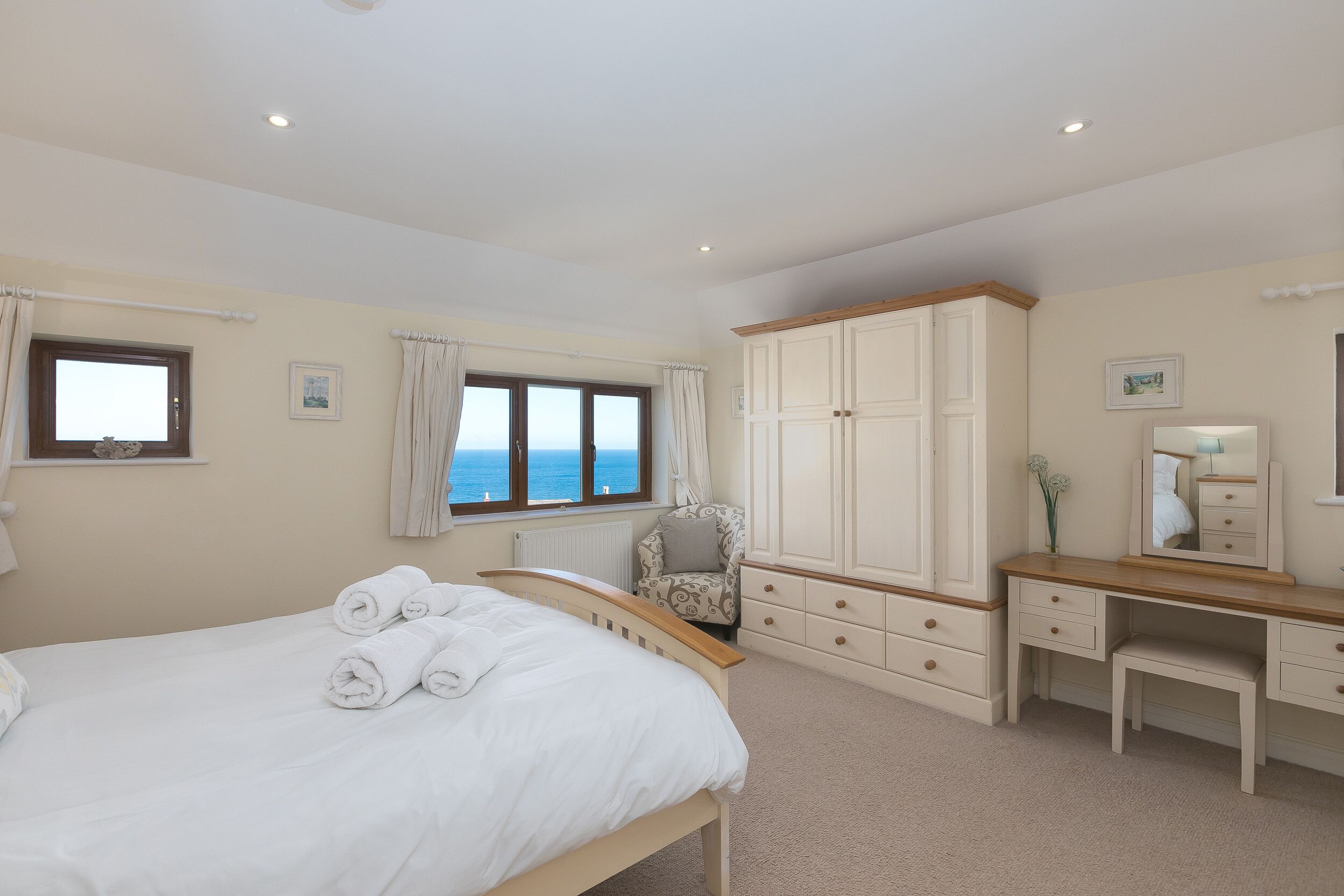 Cottage | 3 bedrooms, individually decorated, individually furnished, free WiFi