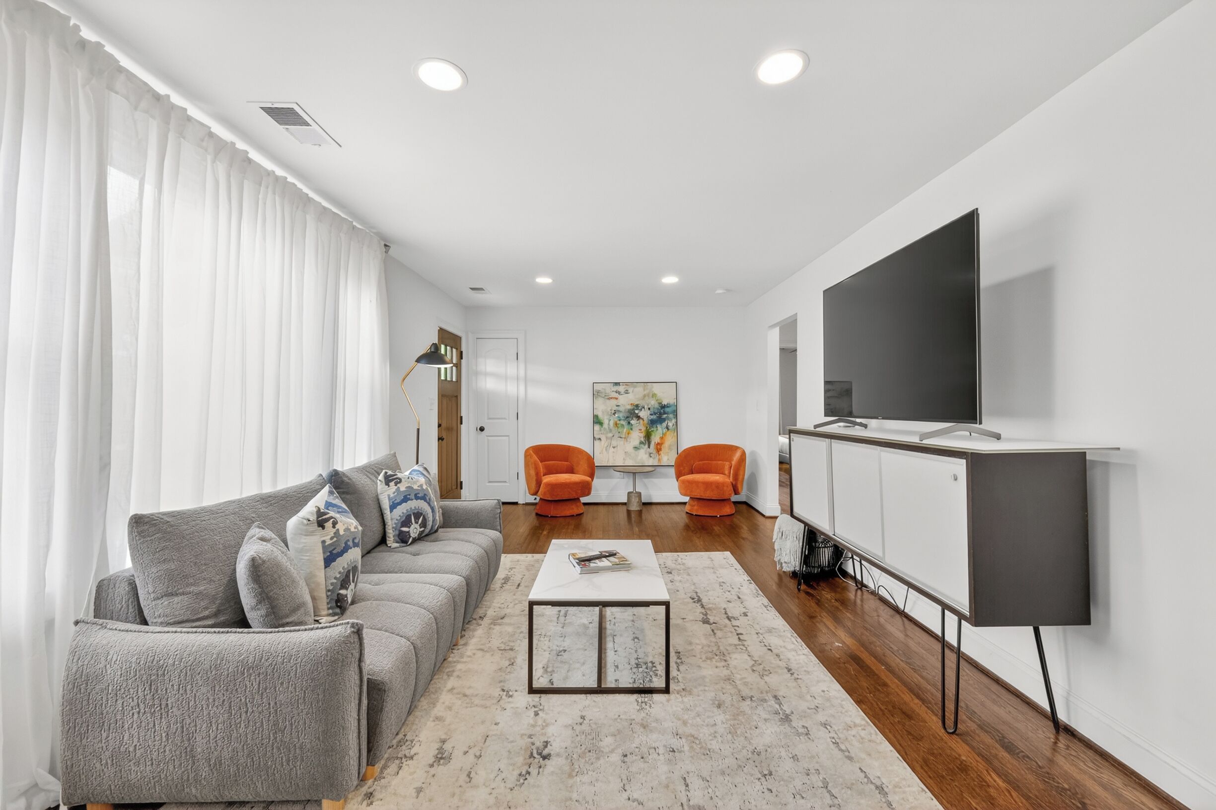 Smart TV, offices
