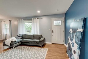 Een smart-tv en een kantoor