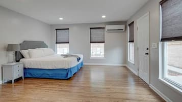 3 habitaciones, tabla de planchar con plancha y cuna de viaje