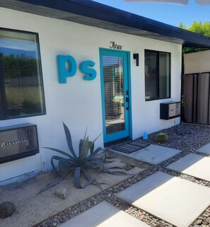 Exterior detail - Villa 3 · Downtown Palm Springs - Salt Water Pool-Spa 3 (Palm Springs)