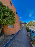 Fachada de la propiedad