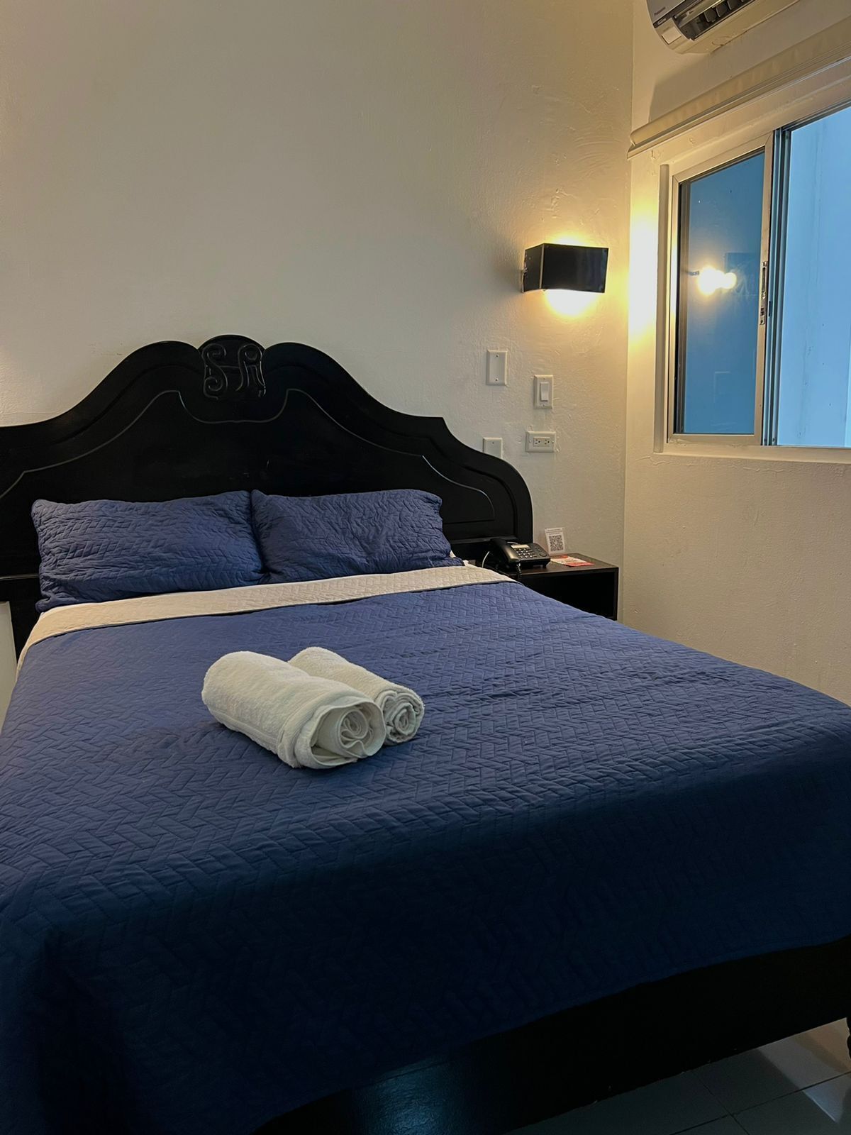 Rom – basic | Safe på rommet og wi-fi (inkludert)