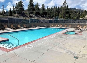 Una piscina climatizada