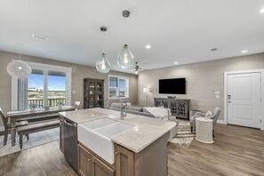 TV - Cottages at Dunes Park | Dog-Friendly | Direct Beach Access | Pool | My Beach Getaways (Gulf Shores)