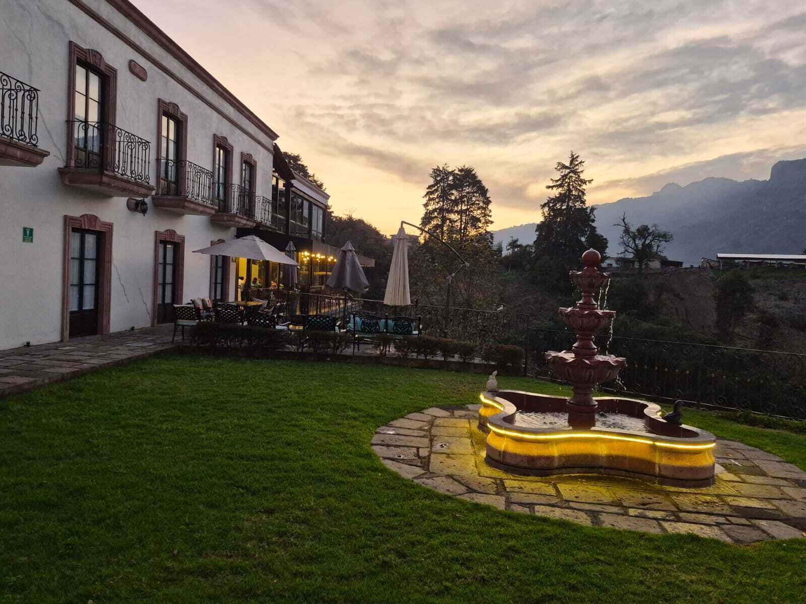 Kahden hengen standard-huone | Ylelliset vuodevaatteet, untuvapeitot, yksilöllisesti sisustettu