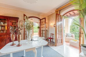 House - Villa Cesare Convenient and Smart (Lucca)