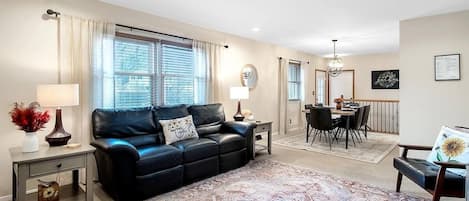 Smart TV, fireplace, offices