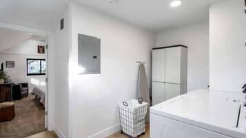 2 bedrooms, desk, iron/ironing board, travel crib