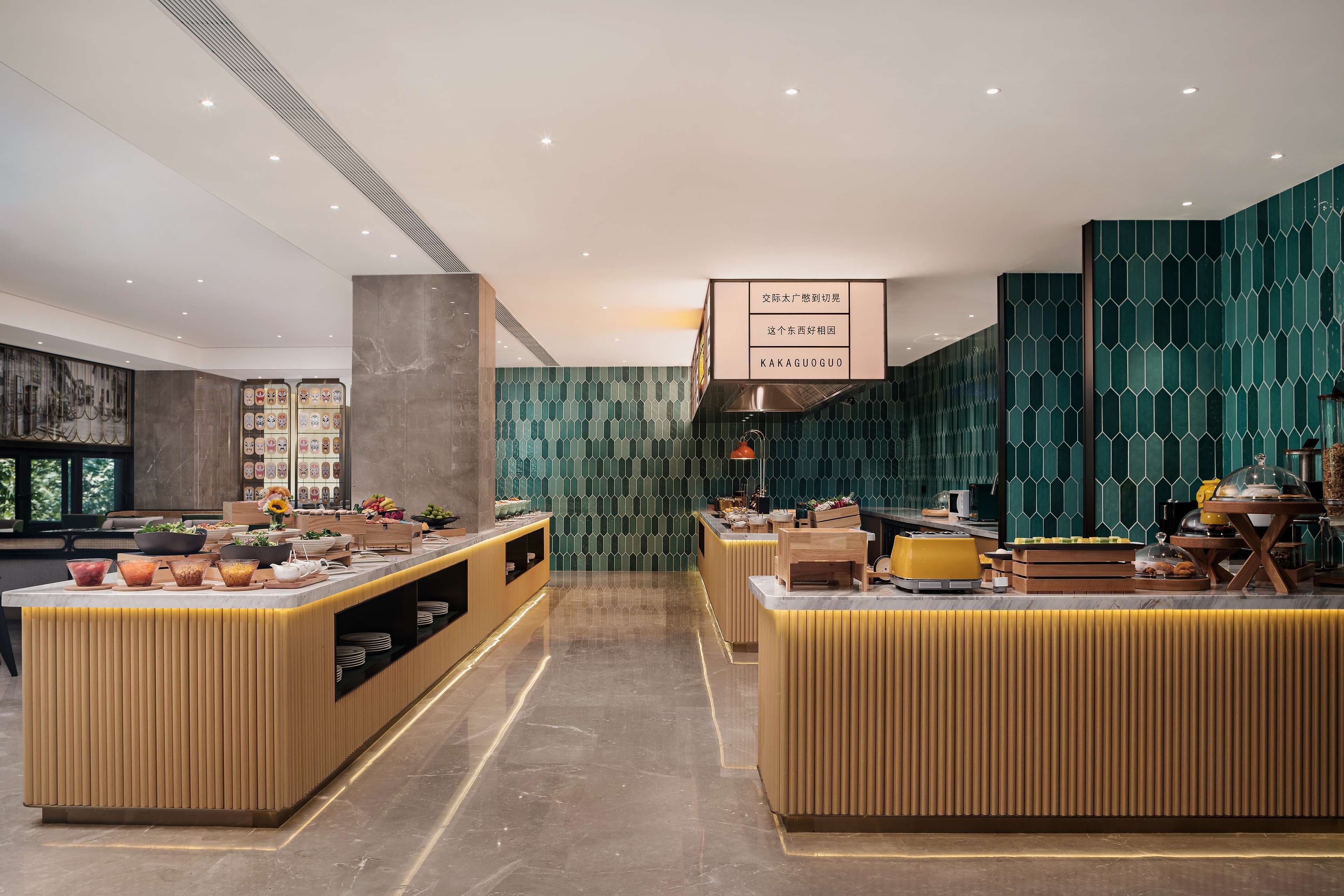 Café da manhã com buffet todos os dias (CNY 68 por pessoa) 