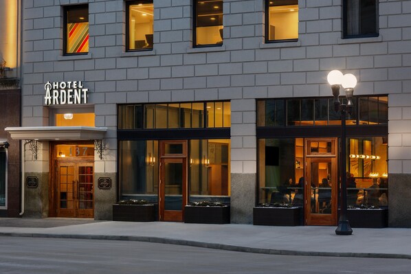 A hotel with a classic facade, large windows, and a prominent entrance. - Hotel Ardent Dayton Downtown, Tapestry Collection By Hilton (Dayton)