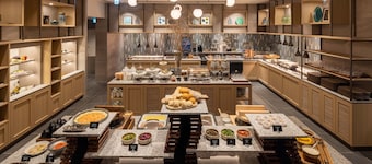 DoubleTree by Hilton Toyama