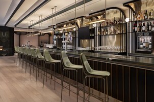 Bar (di hartanah)