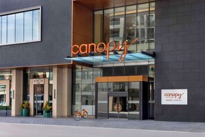Exterior - Canopy By Hilton Toronto Yorkville (Toronto)