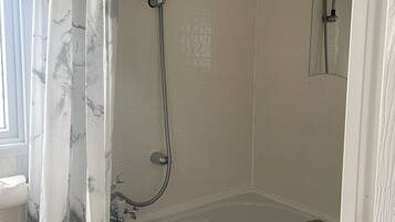 Cabin | Bathroom | Shower, towels