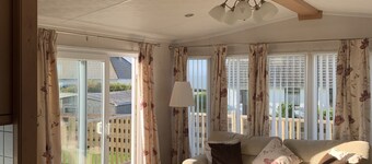 Immaculate 2-bed Lodge in Monreith