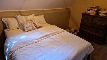 3 bedrooms, WiFi