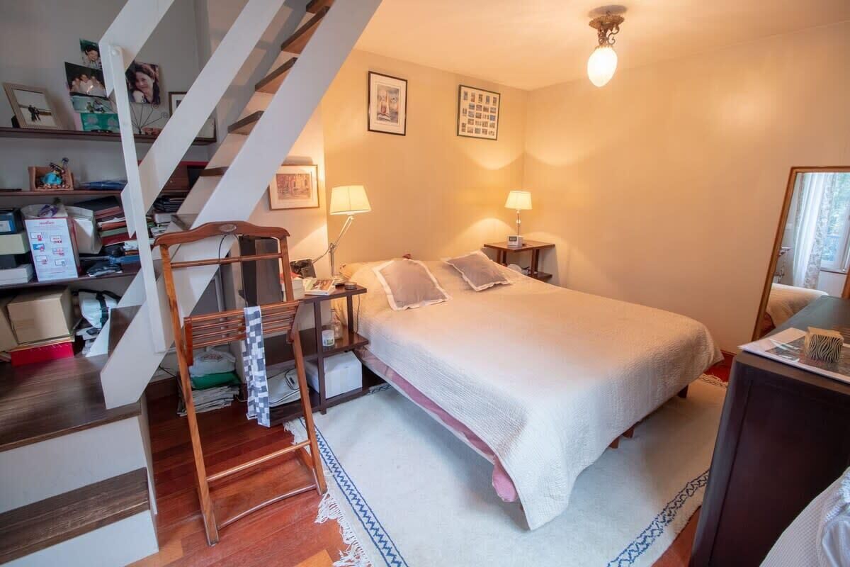 4 bedrooms, iron/ironing board, travel cot, WiFi