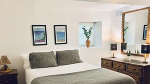 3 多间卧室、办公桌、熨斗/熨衣板、旅行婴儿床