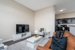 TV connectée, table de tennis de table