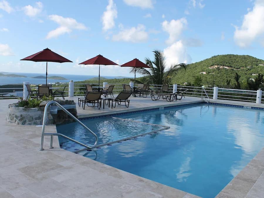 Piscina a l'aire lliure