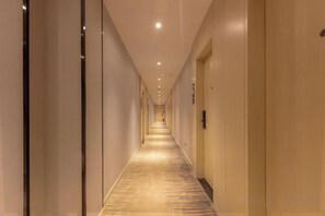 Unclassified image, 2 of 41, button - GYA Hotel (Shanghai Railway Station) (Shanghai)