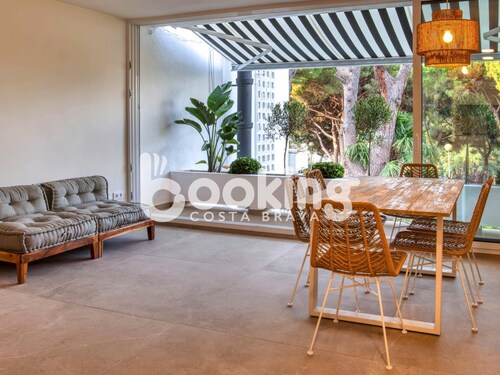 COMPLETELY NEW APARTMENT FOR 4 PEOPLE A FEW MINUTES FROM THE BEACH