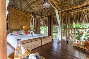 1 bedroom, WiFi, bed sheets - Romantic Cabana with view (Armenia)