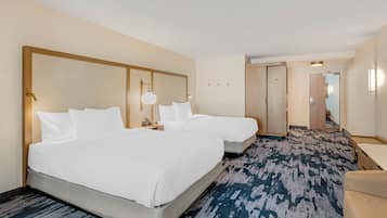 套房, 2 張加大雙人床 | 防敏寢具、獨特設計、書桌、手提電腦工作空間