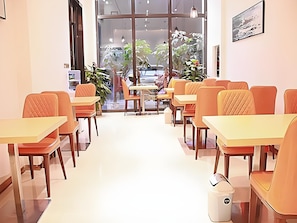 Unclassified image, 3 of 23, button - City Comfort Inn (Chenzhou)