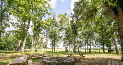 4 BR House on Working Ranch with Lake and River #4
