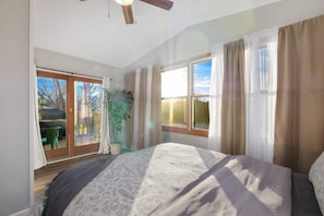 3 bedrooms, iron/ironing board, travel crib, WiFi