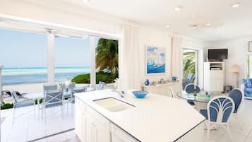Cottage, 2 giường cỡ queen, hiên, quang cảnh biển | Bếp riêng | Tủ lạnh, lò vi sóng, lò nướng, bếp nấu