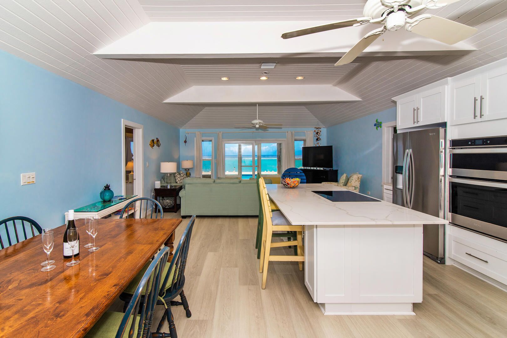 House, Multiple Beds, Pool Access, Ocean View | Private kitchen | Fridge, microwave, oven, stovetop