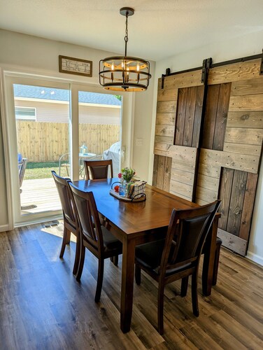 3 Bedroom 5 Minutes from Torch Lake/15 From Shanty Creek/30 From Boyne