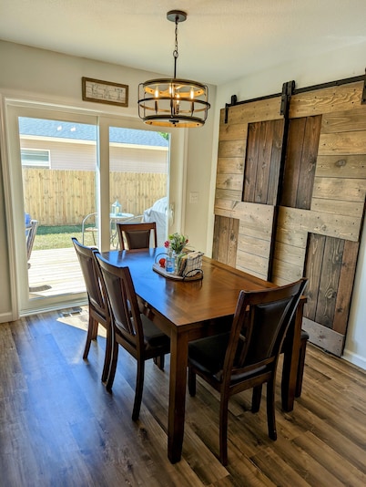 3 Bedroom 5 Minutes from Torch Lake/15 From Shanty Creek/30 From Boyne