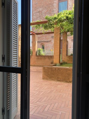 Nicht klassifiziertes Bild, 4 von 26, Schaltfläche