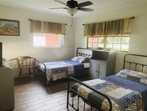 2 bedrooms, free WiFi, bed sheets