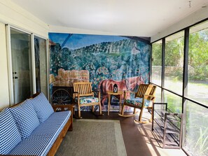 Interior - Americana Cottage (Lake Placid)