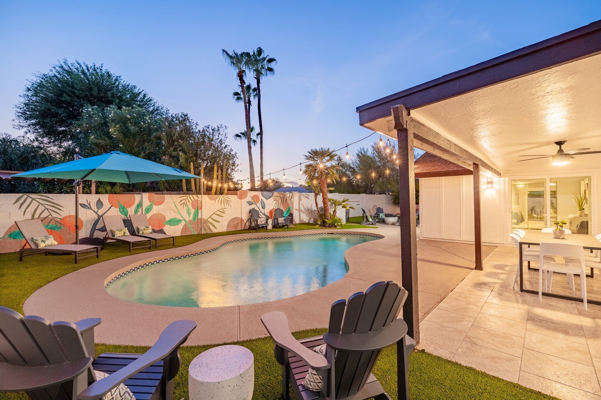 4 King Beds - Quiet Neighborhood, Heated Pool+Putting Green+Bocce