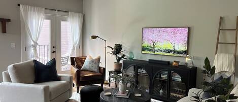 Televisión y oficina