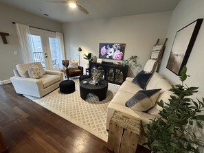 Televisión, oficina