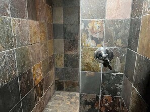 Combined shower/bathtub, hair dryer - Stay in the heart of historic Jacksonville at Selah House. Walk to Britt Festival, restaurants, wine tasting, shops, and downtown in minutes. Features luxury Saatva mattresses, a spa-like primary suite, garage parking, and a covered balcony. (Jacksonville)