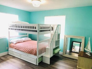 2 bedrooms, desk, iron/ironing board, travel cot