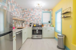 Fridge, microwave, oven, stovetop - Funky Beach House Steps 2 Ocean Center & Beach! (Daytona Beach)