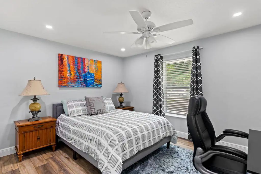 Cheerful 3-Bedroom Vacation Home with Free Parking